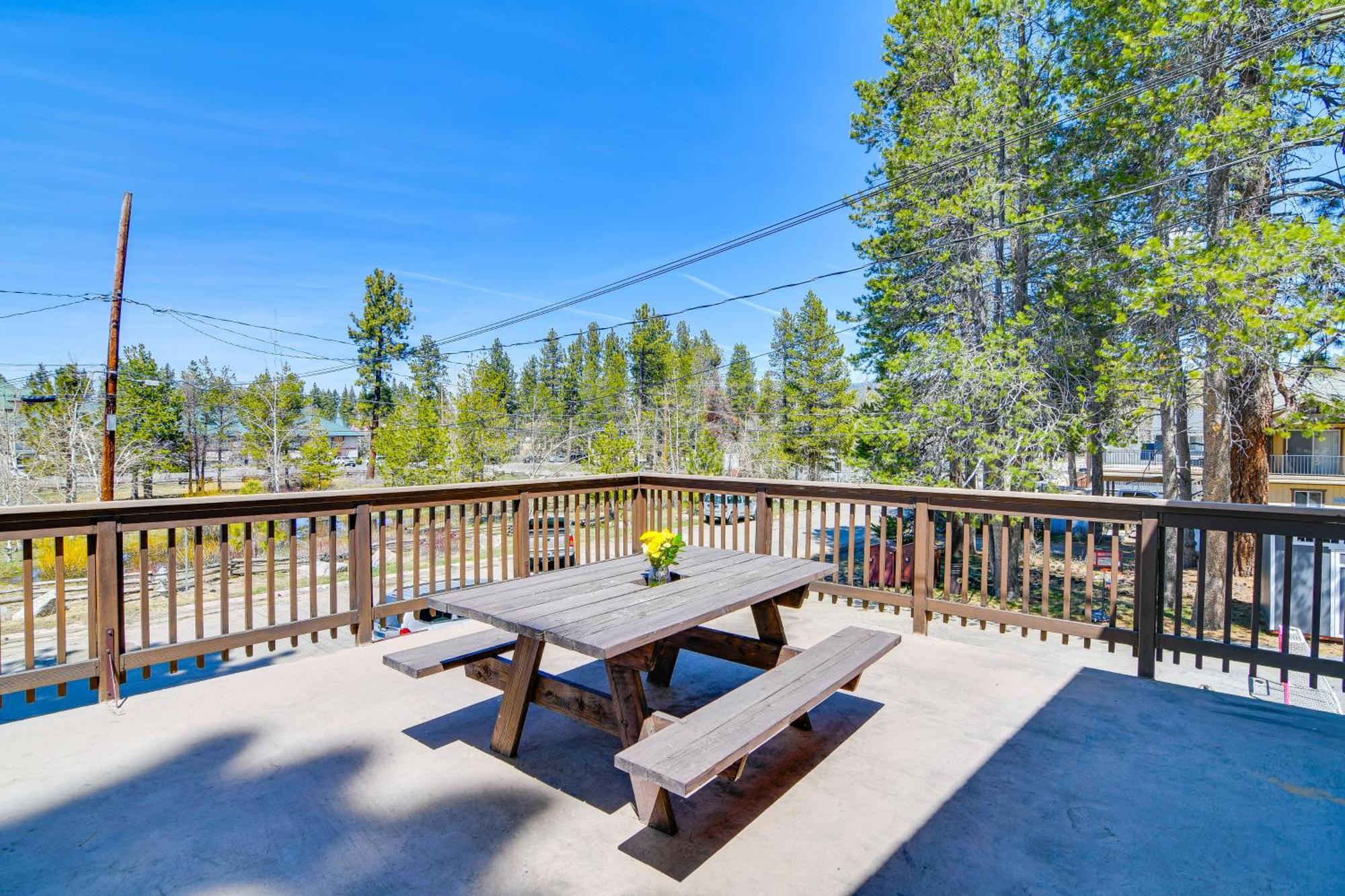 South Lake Tahoe Townhome, 1 Mi To Ski Resort! Exteriör bild